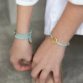 CARLOTA DOR - pulsera personalizable medallas doradas 15mm. Hasta 6 medallas